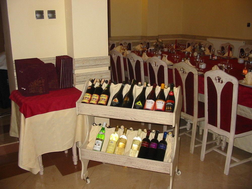 Târgu-Mureş Pension La Cupola מראה חיצוני תמונה